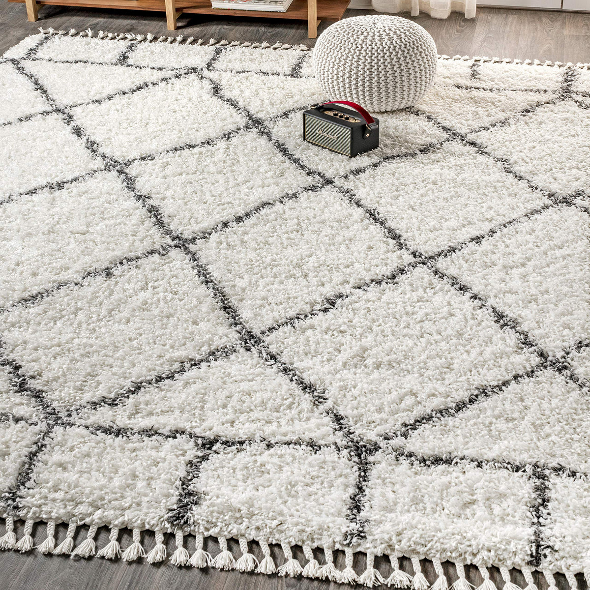 JONATHAN Y Mercer Shag Plush Tassel Blue/Cream Indoor Area Rug, 8x10, Moroccan Geometric Trellis, Easy-Cleaning for Living Room, Bedroom, Kitchen, Pet Friendly, Non-Shedding (MCR101A-8)
