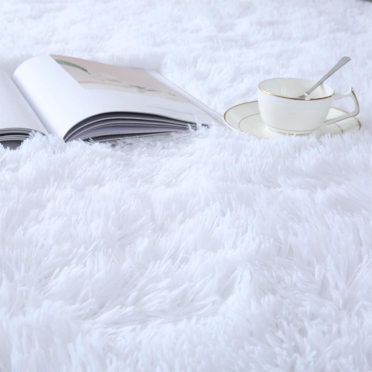 CAIYUECS White Fluffy Bedroom Rug 5x7 – Ultra Soft Shag Dorm Decor