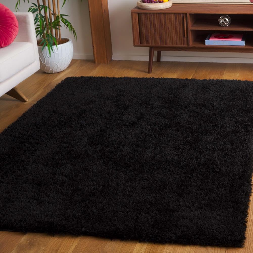 SAFAVIEH Lindsay Shag Collection Area Rug - 4' x 6', Green, Contemporary Design, Ideal for High Traffic Areas in Living Room, Bedroom & Dining Room (LNS560Y-4)