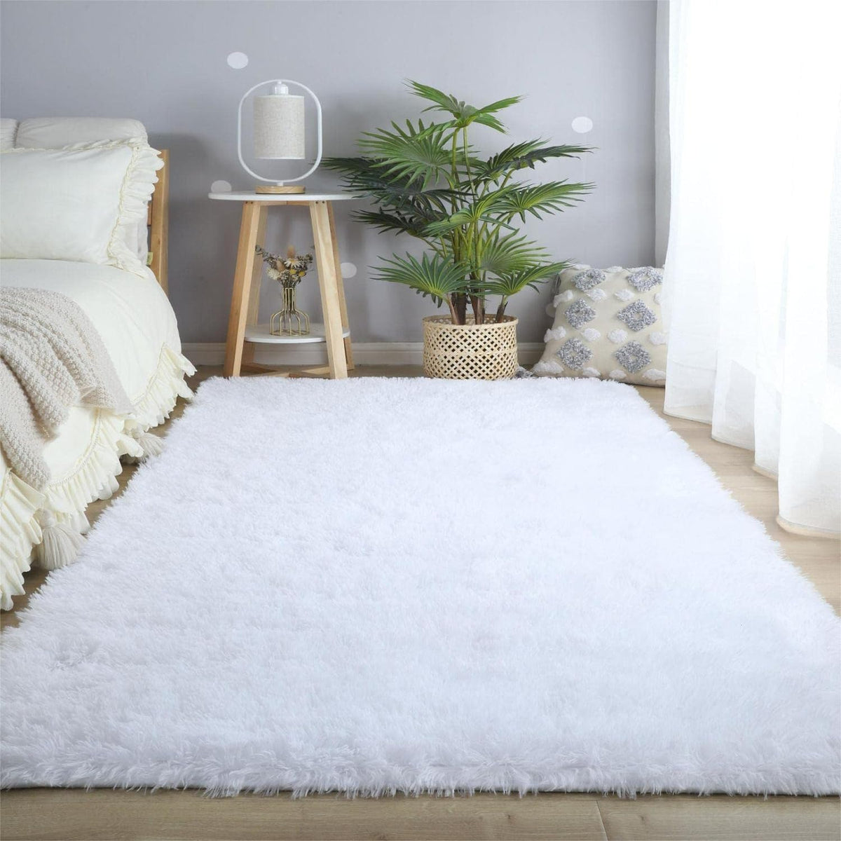 CAIYUECS White Fluffy Bedroom Rug 5x7 – Ultra Soft Shag Dorm Decor
