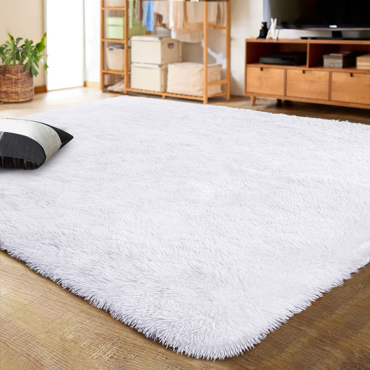 LOCHAS Area Rugs Fluffy Living Room Carpets for Kids Bedroom 6x9, Cream