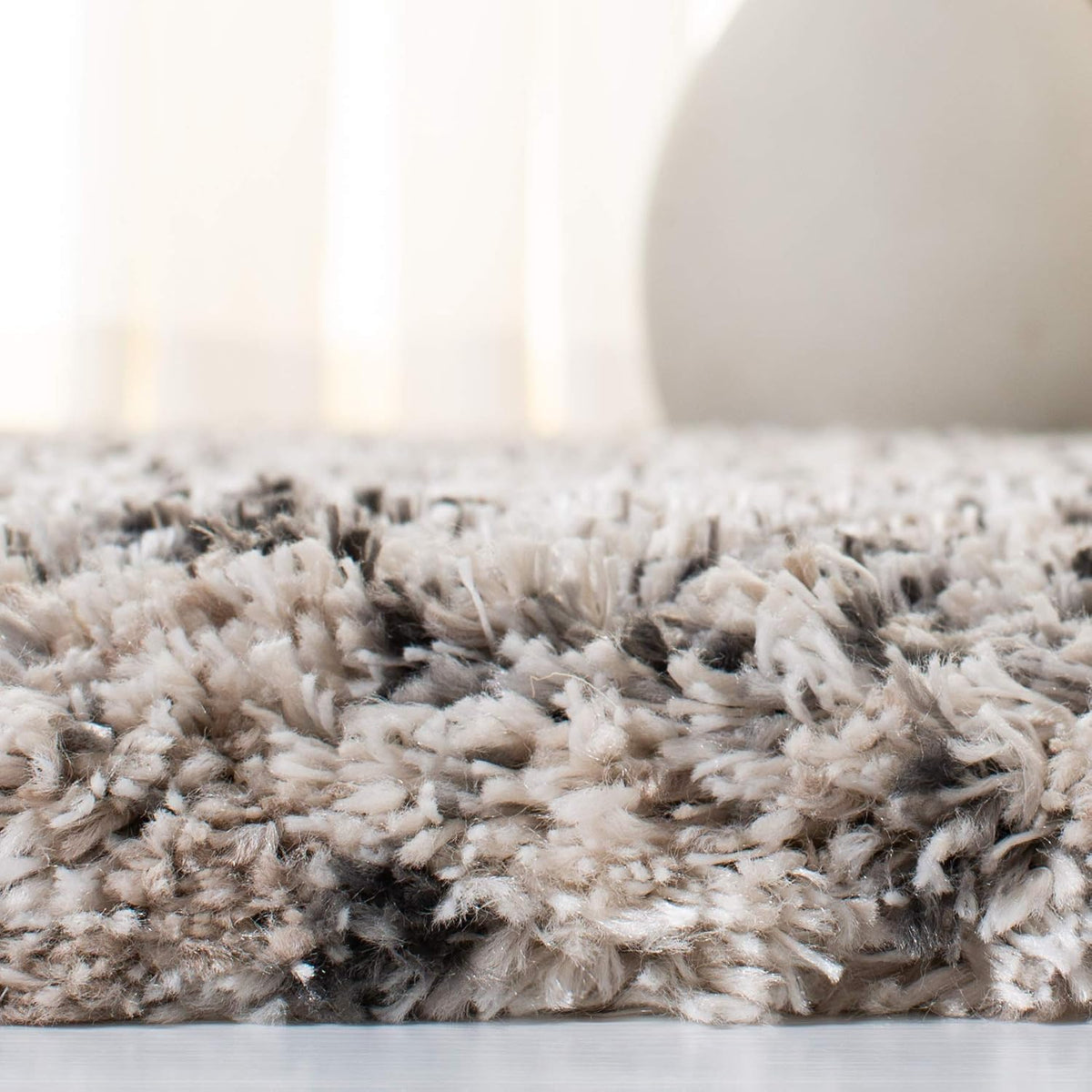 SAFAVIEH Iceland Shag Collection Area Rug - 10' x 14', Cream & Grey, Modern Design, Easy Care, 2.5-inch Thick Ideal for High Traffic Areas in Living Room, Bedroom (ISG519A)