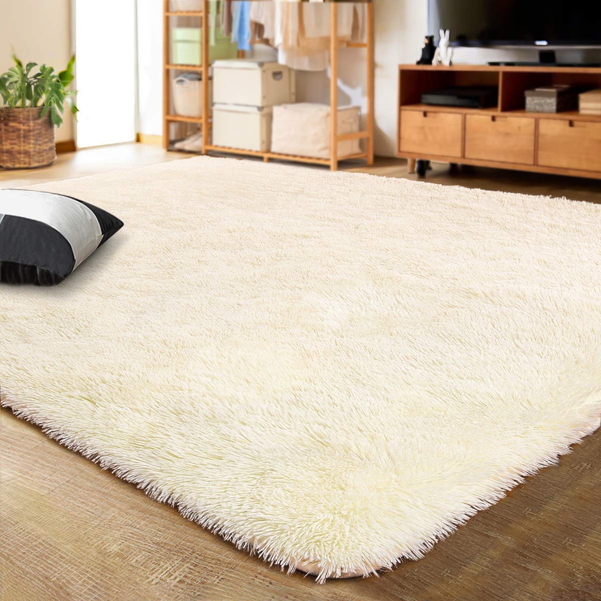 LOCHAS Area Rugs Fluffy Living Room Carpets for Kids Bedroom 6x9, Cream
