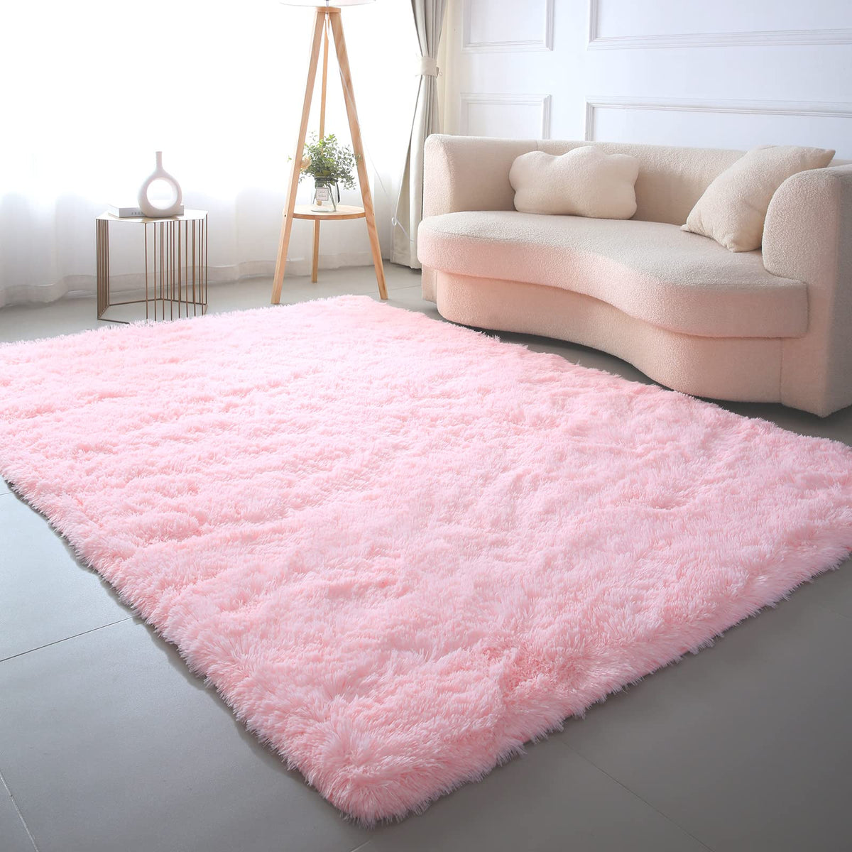 CAIYUECS White Fluffy Bedroom Rug 5x7 – Ultra Soft Shag Dorm Decor