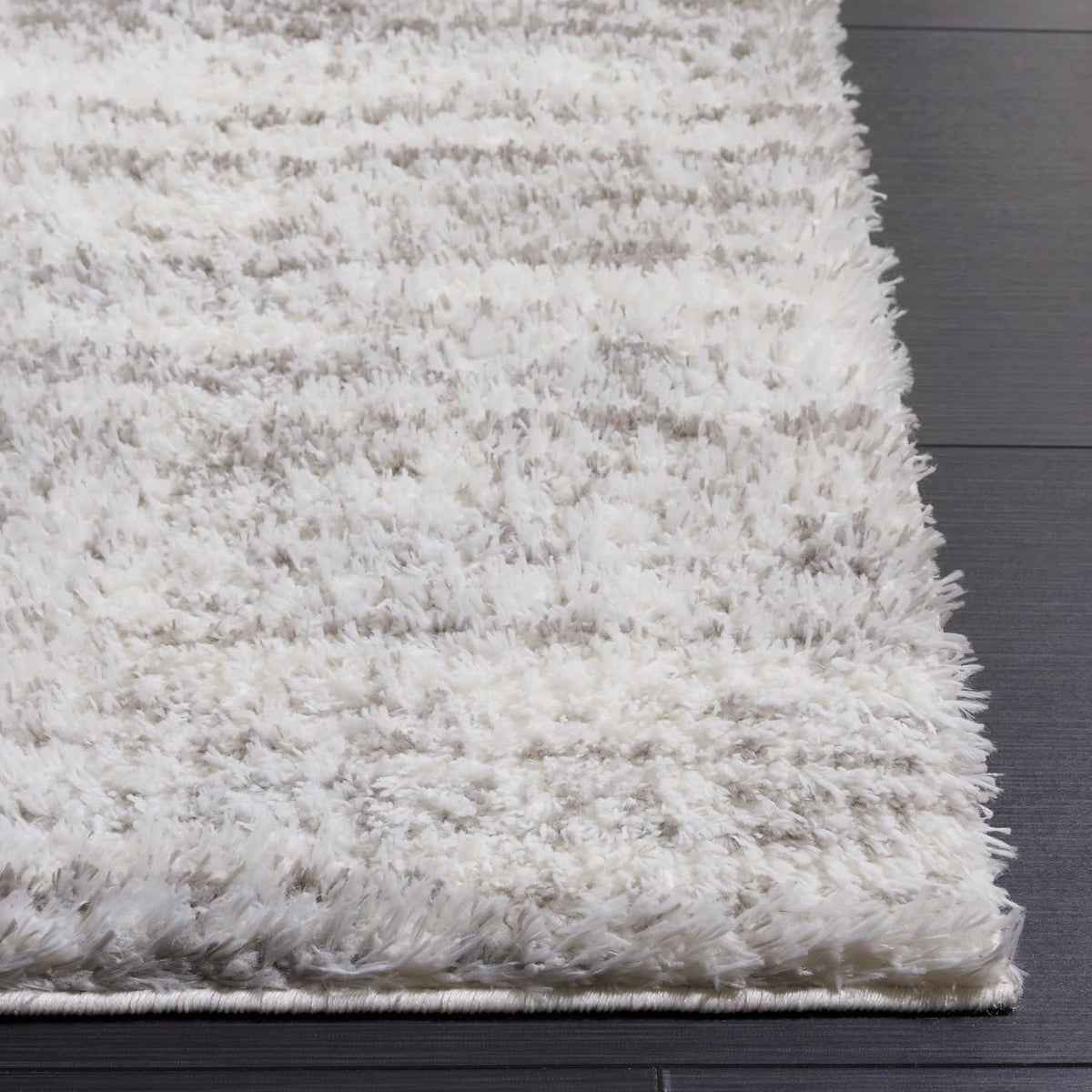 SAFAVIEH Tahoe Shag Rug 9x12, Plush Large Ivory & Grey THO653A