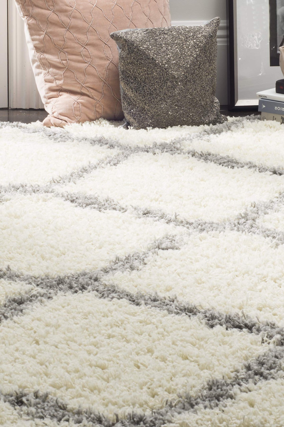 SAFAVIEH Dallas Shag Collection 8' x 10' Beige/Ivory SGD257D Trellis Non-Shedding Living Room Bedroom Dining Room Entryway Plush 1.5-inch Thick Area Rug