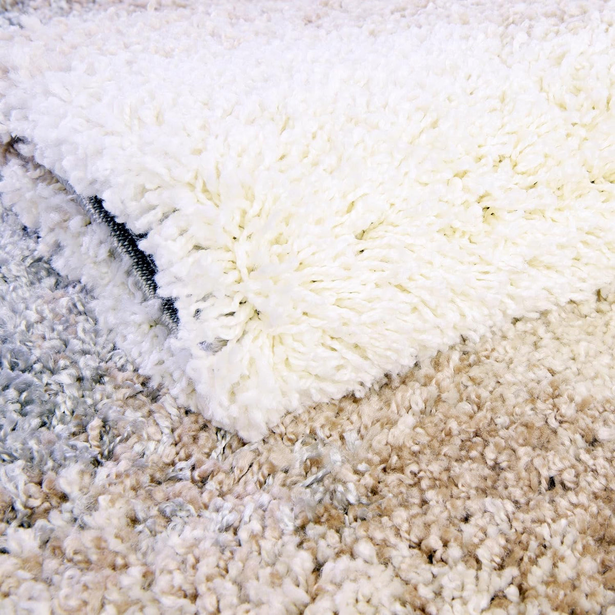 Rugs.com - Soft Touch Shag Rug – 4' 1 x 6' 1 Khaki Shag Rug – Plush Abstract Design for Bedrooms, Living Rooms, and Home Offices
