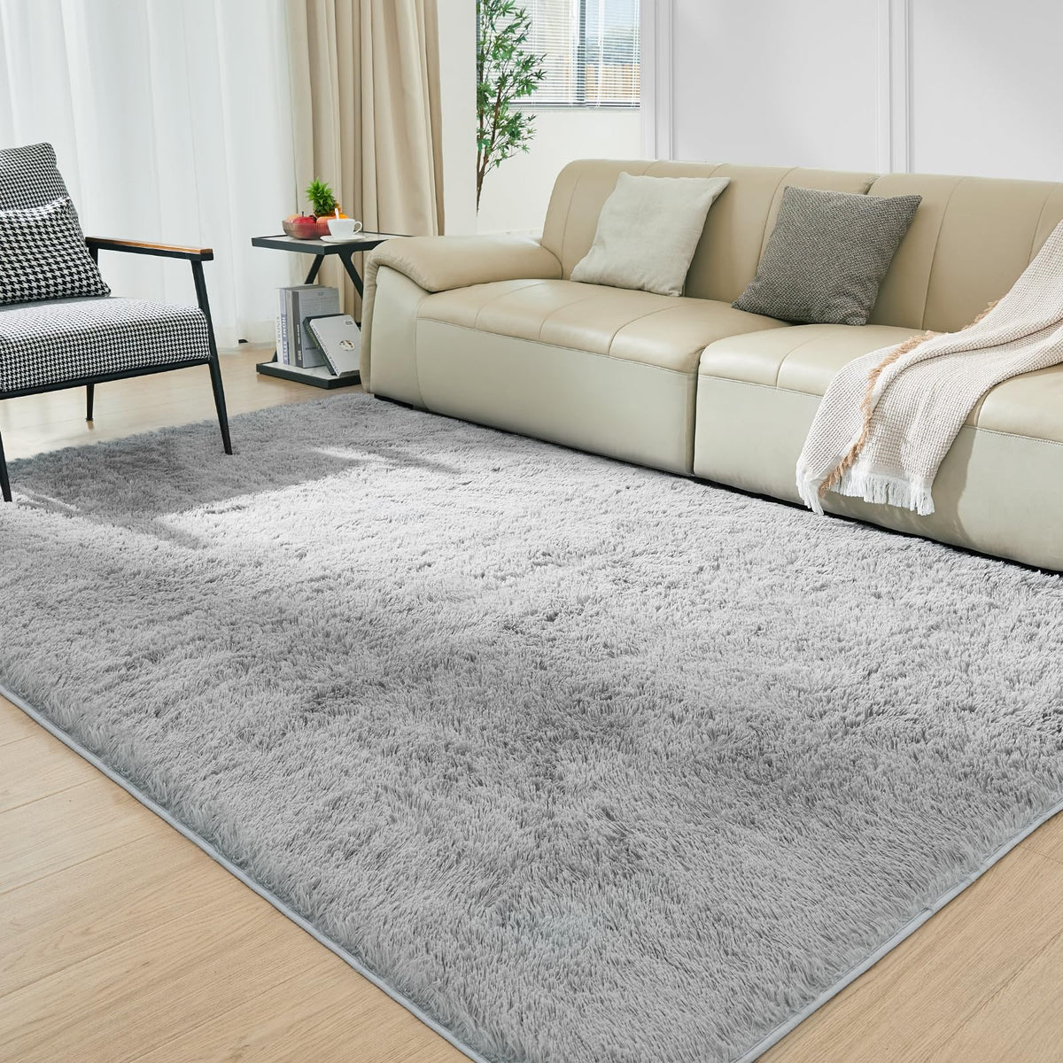 Ultra Soft Rug for Living Room, 8X10 Fluffy Shag Area Rug for Bedroom, Modern Shaggy Carpets Fuzzy Rug for Teens Dorm Nursery Home Decor Aesthetic, Upgrade Anti-Skid Durable, Cream White
