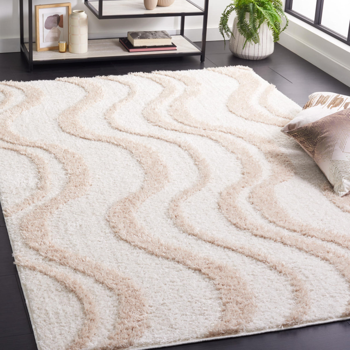 SAFAVIEH Norway Shag Collection Area Rug - 5'3" x 7'6", Blue & Ivory, Wave Design, Non-Shedding & Easy Care, 1.2-inch Thick Ideal for High Traffic Areas in Living Room, Bedroom (NOR210M)