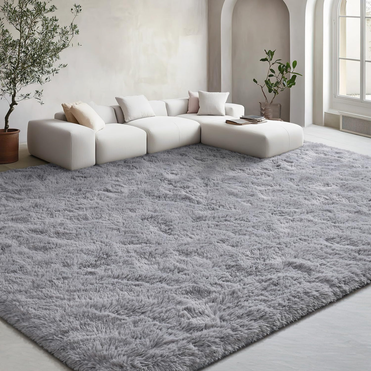 EVOIONOS Pink Round Rug for Bedroom, 4x4 Ft Fluffy Soft Circle Area Rugs for Living Room, Plush Shaggy Circular Carpet for Indoor Floor Bedside Girls Nursery, Machine-Washable Home Decor Aesthetic