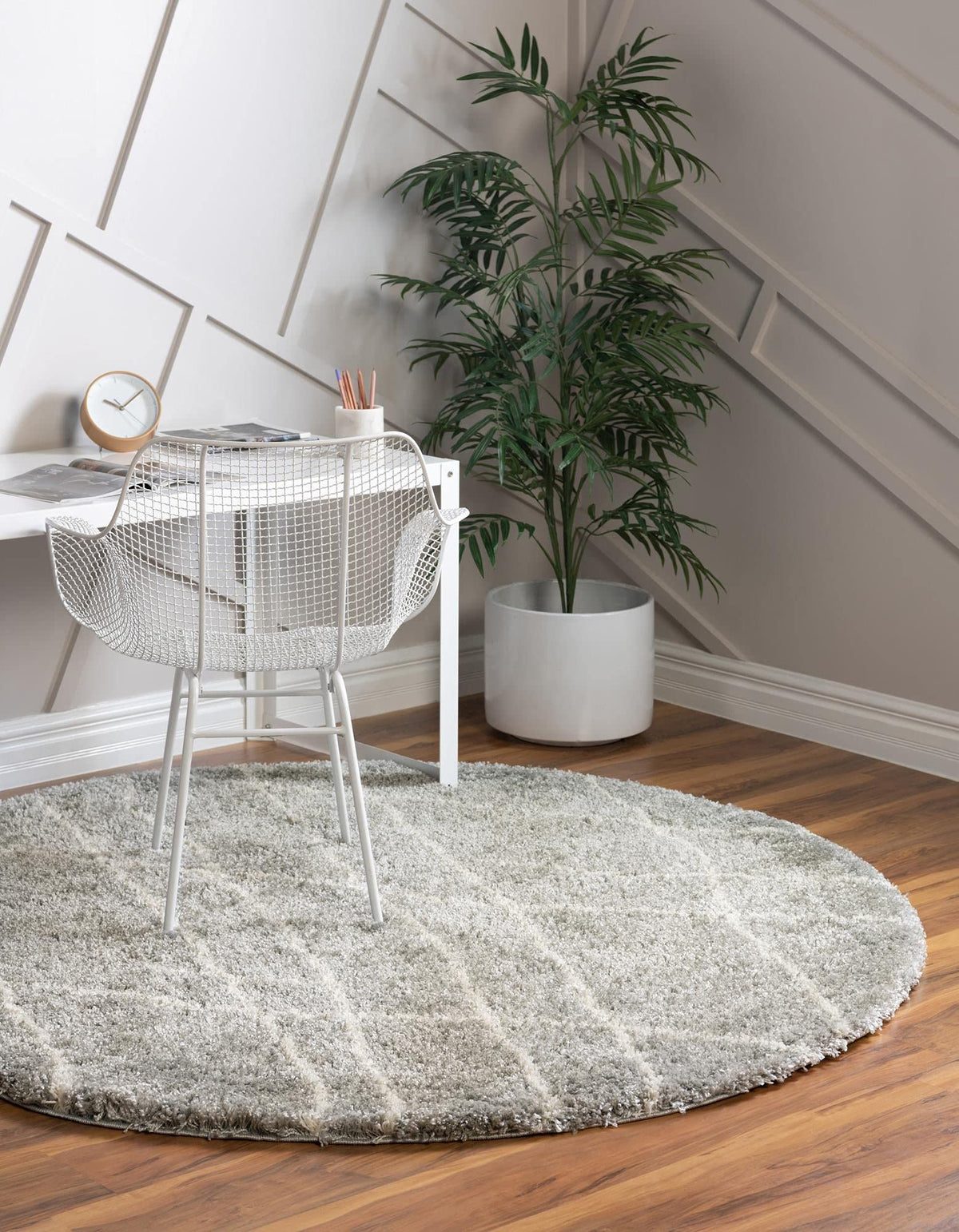Rugs.com - Soft Touch Shag Rug – 6' 1 x 9' Sage Green Plush Shag Rug – Ultra Soft High Pile Area Rug for Bedroom, Living Room, and Home Office