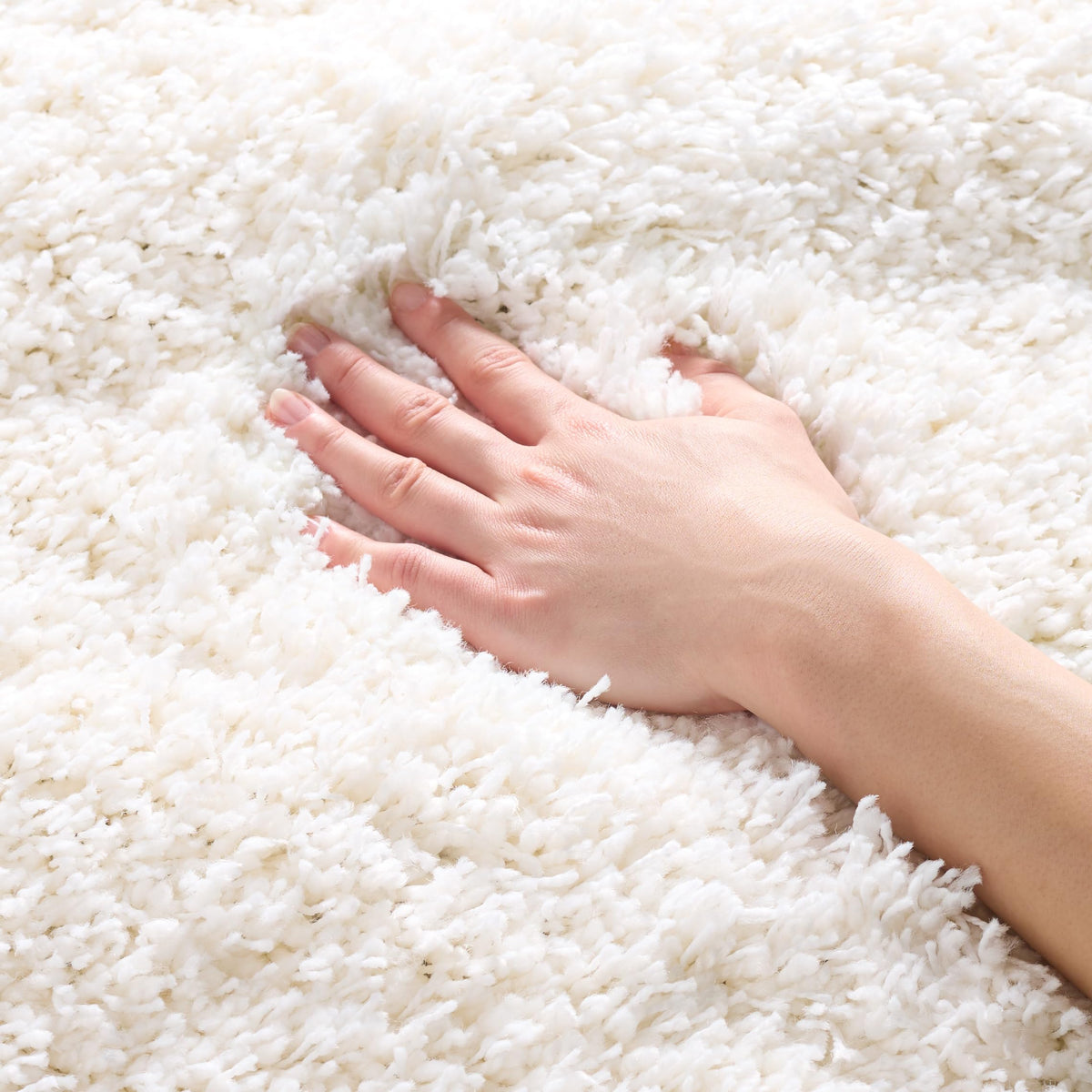 SAFAVIEH California Shag Collection Area Rug - 8' x 10', Ivory, Non-Shedding & Easy to Clean, Ultra Plush Thick Pile, Ideal for Living Room, Bedroom, Dining Space (SG151-1212)