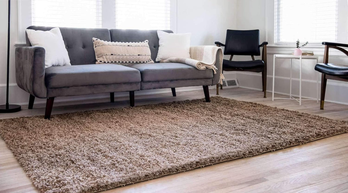Unique Loom Solid Shag Collection Area Rug (8' x 10' Rectangle, Sandy Brown)