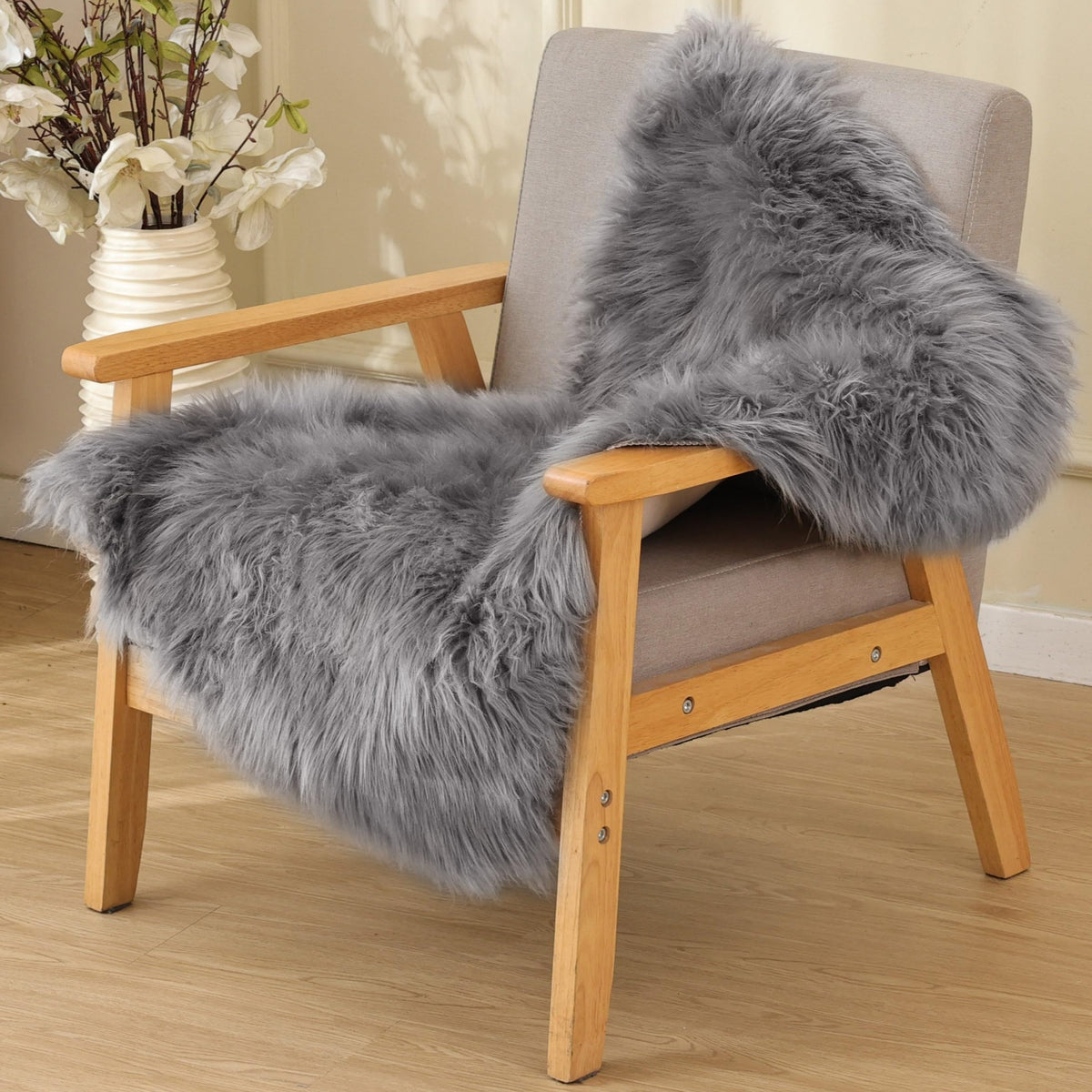 ORINOVA Beige Shag Faux Sheepskin Washable 4X6 Fur Rug for Living Room Bedroom Fluffy Furry Area Rug Rectangle Nursery Decor Rug