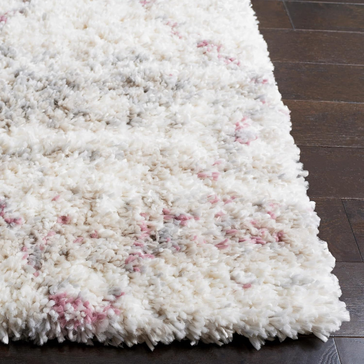SAFAVIEH Area Rug 8x10 - Fontana Shag Collection - Large - Pink & Ivory, Modern Design, Non-Shedding & Easy Cleaning, Ultra Plush Thick Pile, Ideal for Living Room, Bedroom, Dining Space (FNT886U)