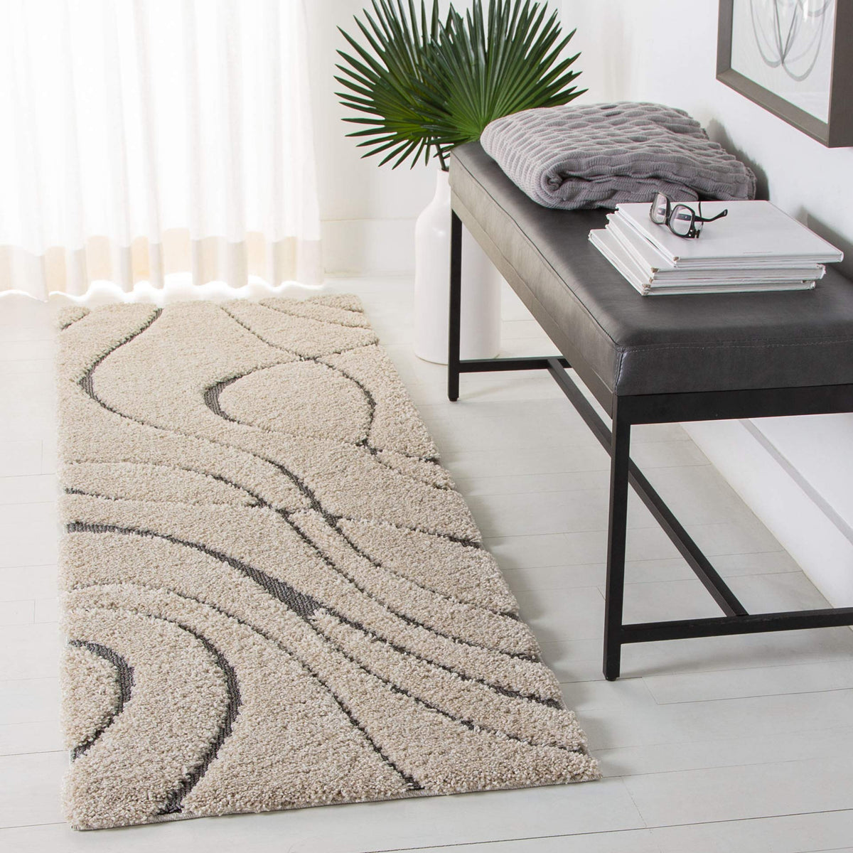 SAFAVIEH Florida Shag Rug 6'x9', Soft Plush Modern Cream & Beige SG471-1113