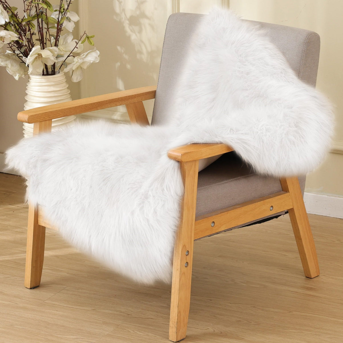 ORINOVA Beige Shag Faux Sheepskin Washable 4X6 Fur Rug for Living Room Bedroom Fluffy Furry Area Rug Rectangle Nursery Decor Rug