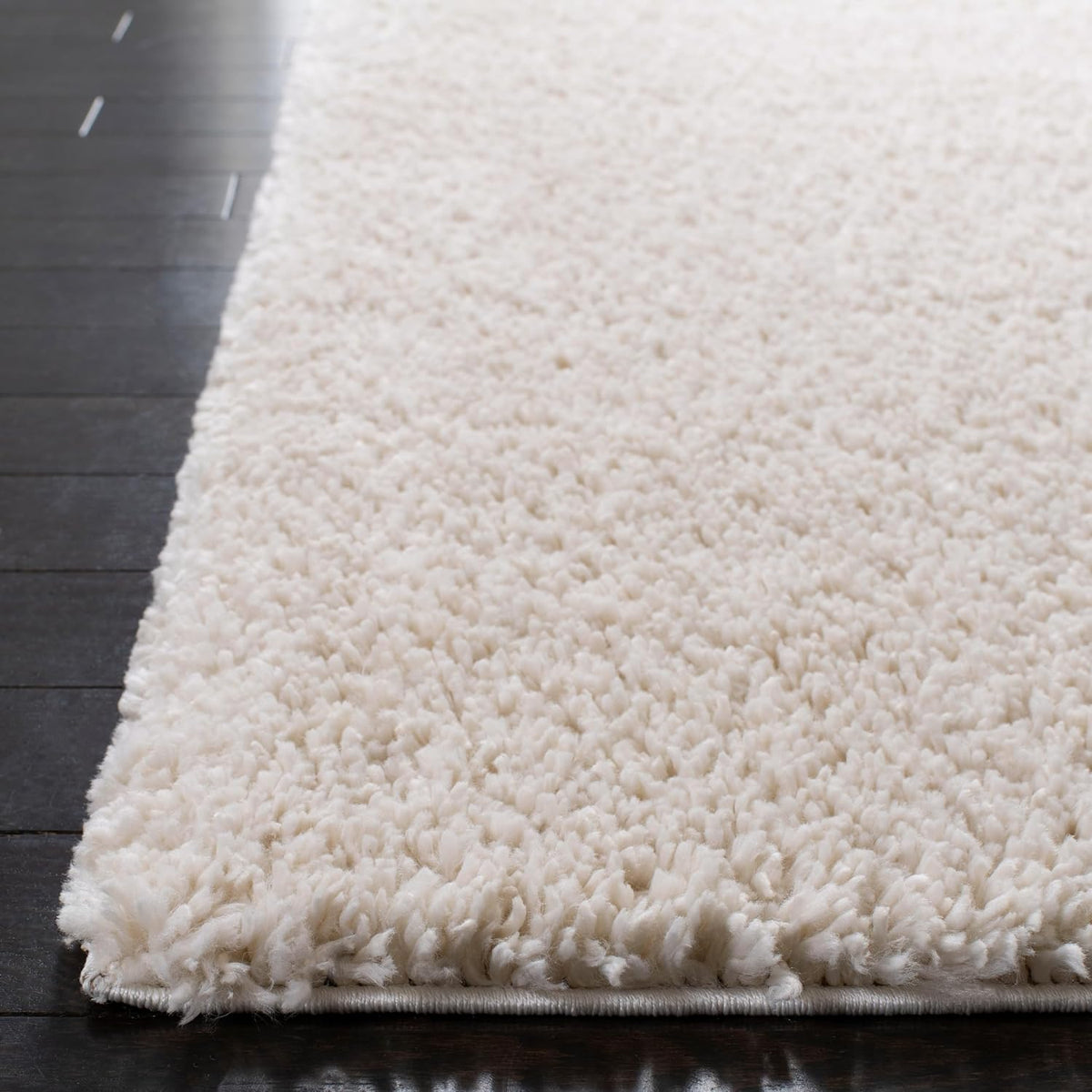 SAFAVIEH August Shag Rug 8'x10', Soft Plush Modern Ivory AUG900C