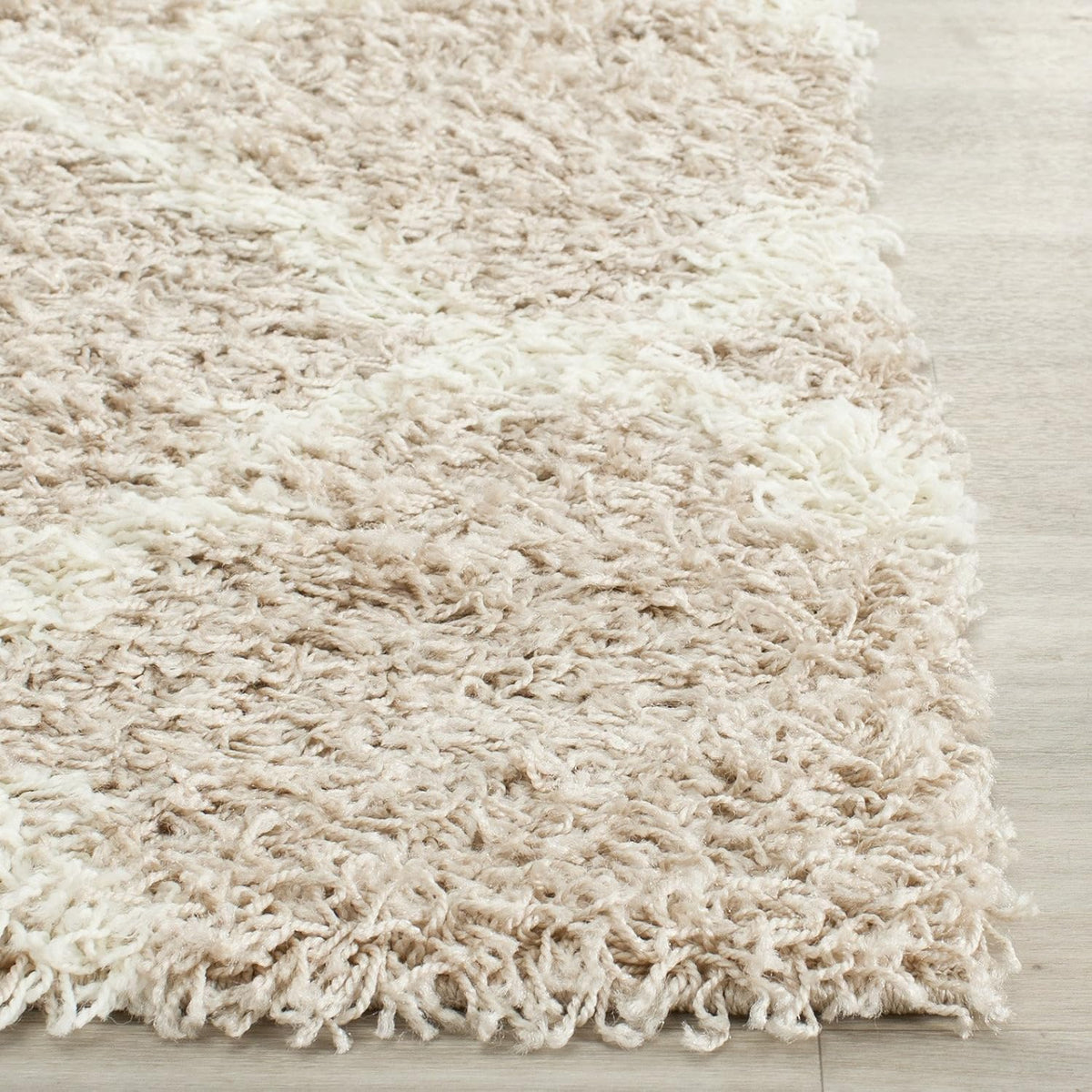 SAFAVIEH Dallas Shag Collection 8' x 10' Beige/Ivory SGD257D Trellis Non-Shedding Living Room Bedroom Dining Room Entryway Plush 1.5-inch Thick Area Rug