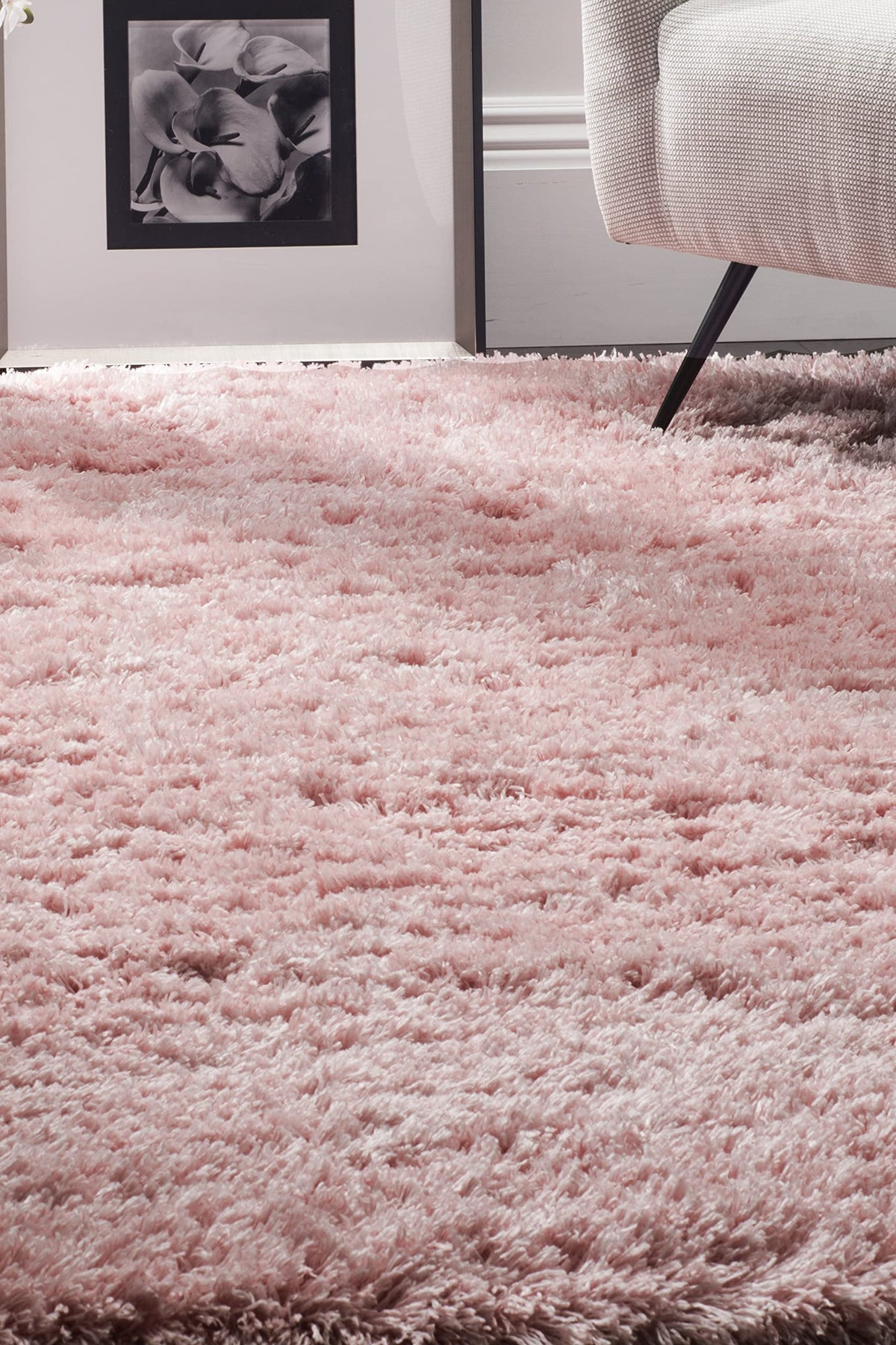 SAFAVIEH Polar Shag Collection Area Rug - 4' Round, Light Beige, Solid Glam Design, Non-Shedding & Easy Care, 3-inch Thick Ideal for High Traffic Areas in Living Room, Bedroom (PSG800A)