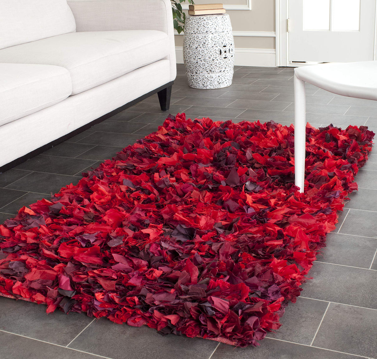 SAFAVIEH Rio Shag Collection Area Rug - 5' x 8', Creme, Handmade Decorative, 3.5-inch Thick Ideal for High Traffic Areas in Living Room, Bedroom (SG951W)