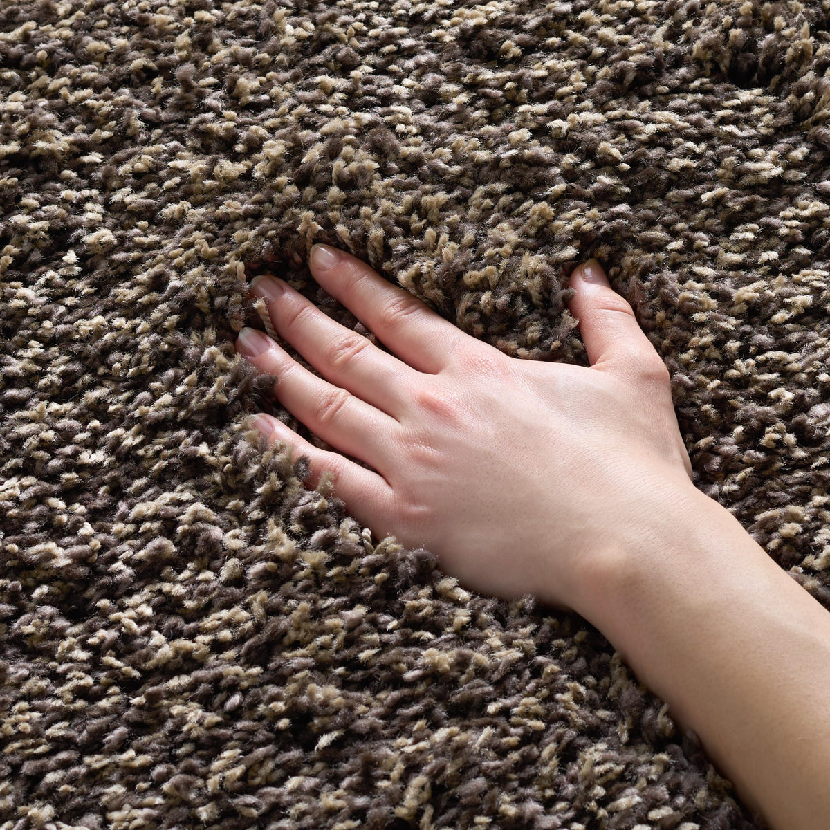 SAFAVIEH Area Rug 8x10 - California Shag Collection - Large - Beige, Non-Shedding & Easy to Clean, Ultra Plush Thick Pile, Ideal for Living Room, Bedroom, Dining Space (SG151-1313)
