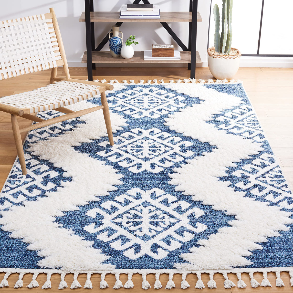 SAFAVIEH Moroccan Tassel Shag Rug 10'x14', Soft Plush Ivory & Brown MTS652A