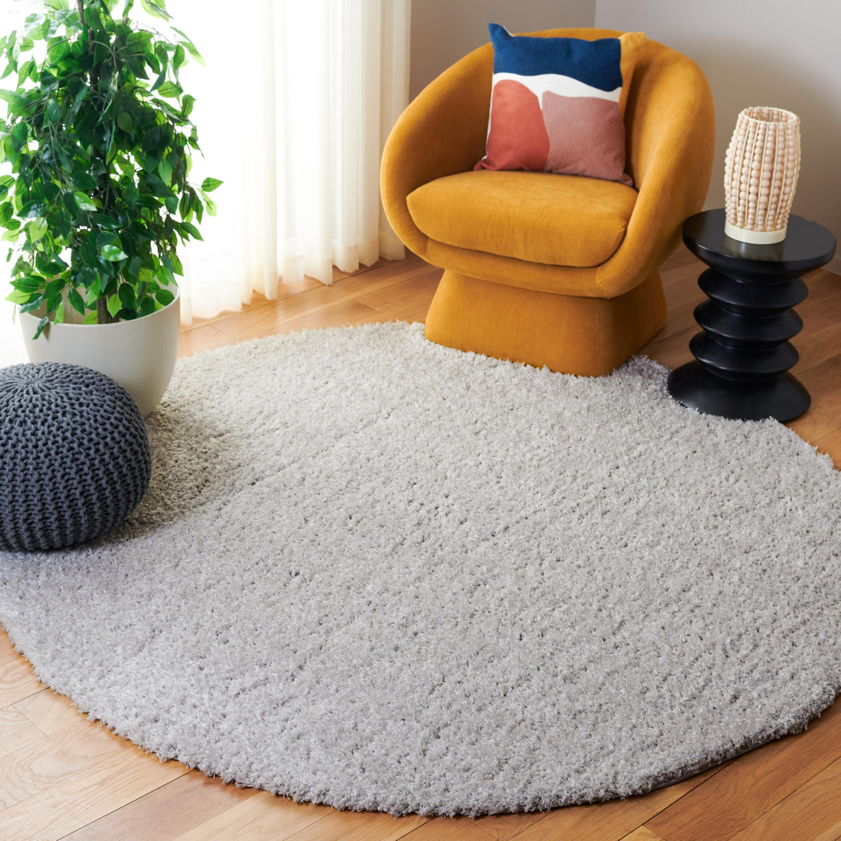 SAFAVIEH Lindsay Shag Collection Area Rug - 4' x 6', Green, Contemporary Design, Ideal for High Traffic Areas in Living Room, Bedroom & Dining Room (LNS560Y-4)