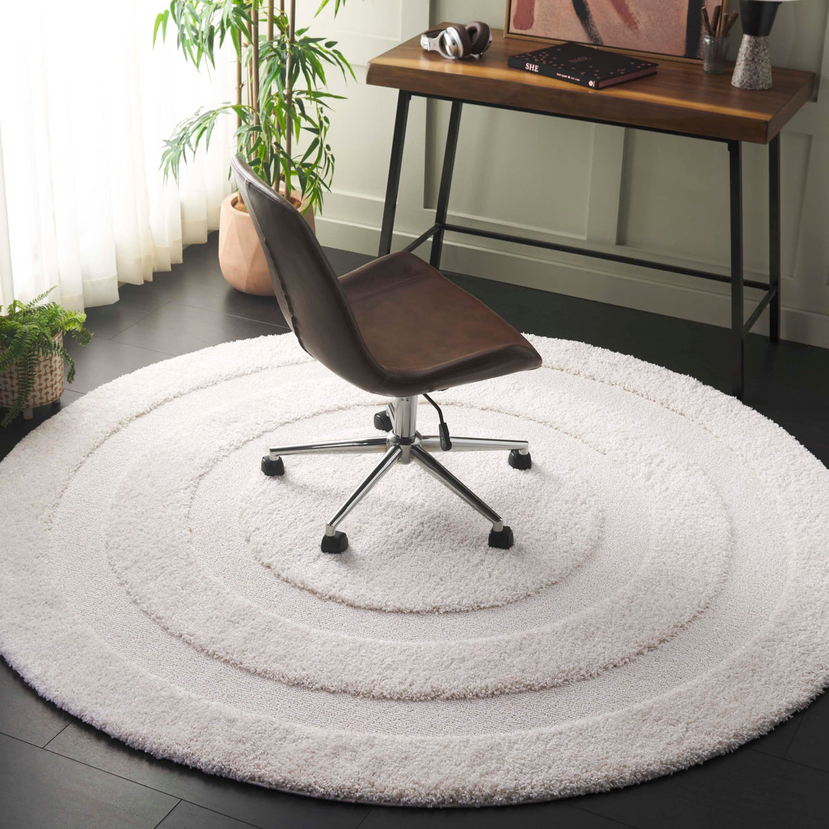SAFAVIEH Florida Shag Rug 8'x10', Soft Plush Modern Cream SG454-1111