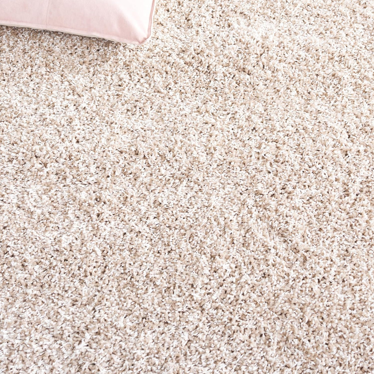 SAFAVIEH California Shag Collection Area Rug - 6'7" x 9'6", Beige, Non-Shedding & Easy to Clean, Ultra Plush Thick Pile, Ideal for Living Room, Bedroom, Dining Space (SG151-1313)