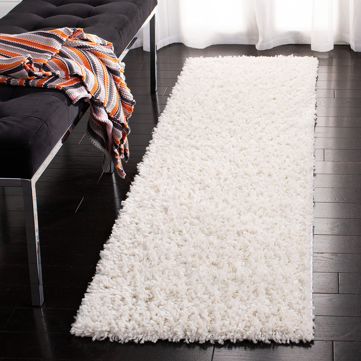 SAFAVIEH August Shag Rug 5'3"x7'6", Soft Plush Modern Ivory AUG200C