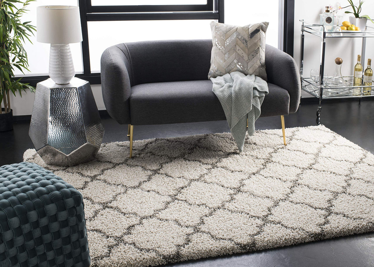 SAFAVIEH Hudson Shag Rug 9'x12', Soft Plush Modern Navy & Ivory SGH282C