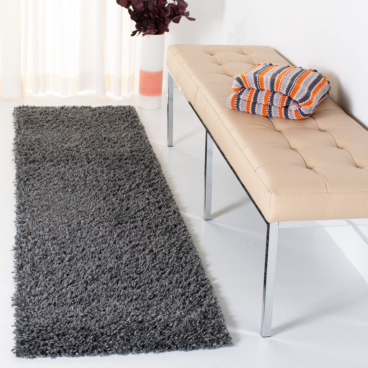 SAFAVIEH August Shag Rug 5'3"x7'6", Soft Plush Modern Ivory AUG200C