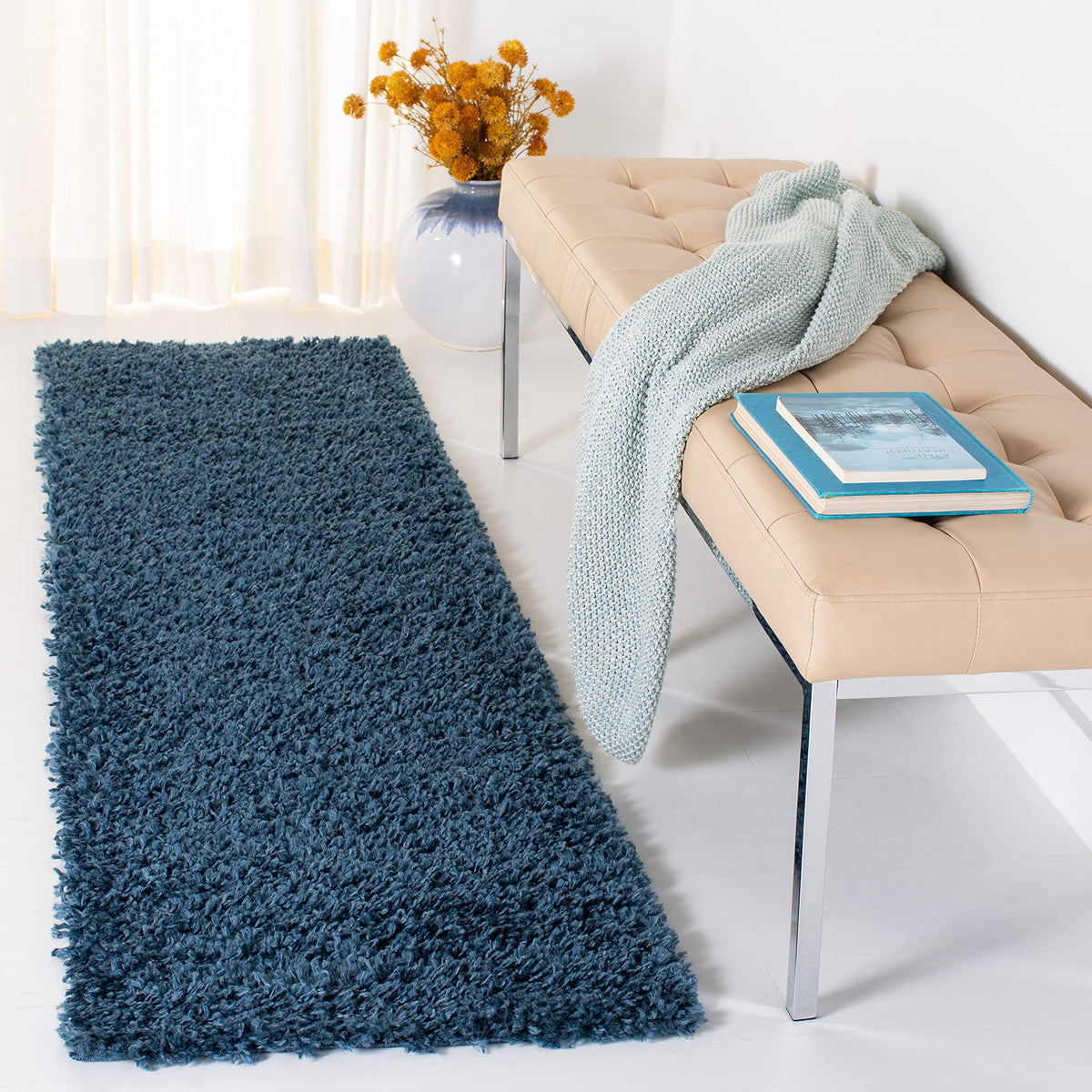 SAFAVIEH August Shag Rug 5'3"x7'6", Soft Plush Modern Ivory AUG200C
