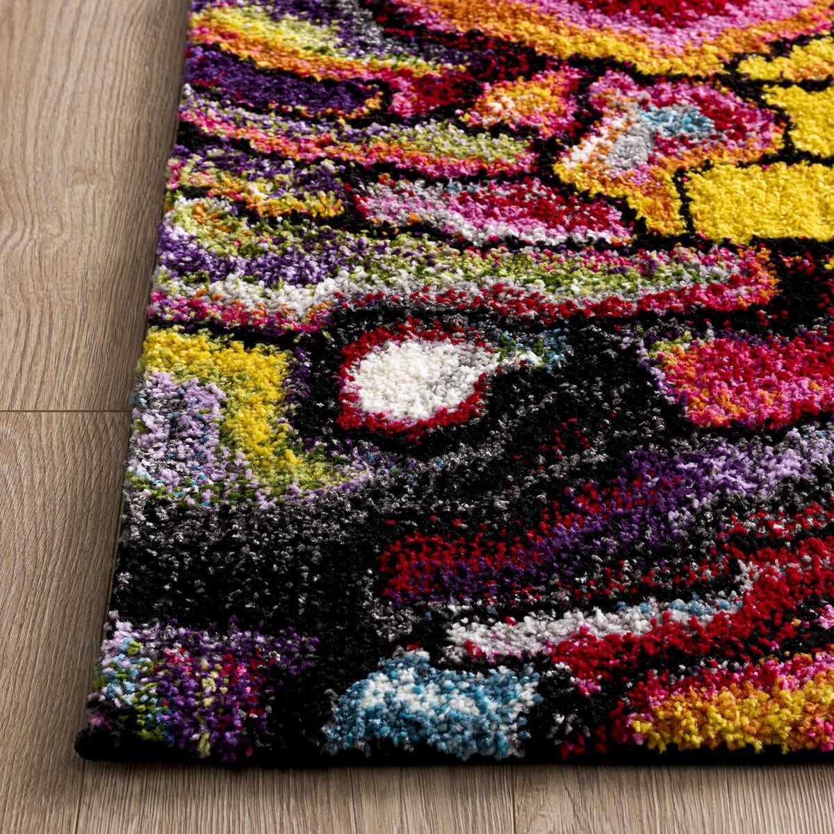 SAFAVIEH Area Rug 8x10 - Fiesta Shag Collection - Large - Multi, Abstract Rainbow Design, Non-Shedding & Easy Cleaning, Ideal for Living Room, Bedroom, Dining Space (FSG373M)