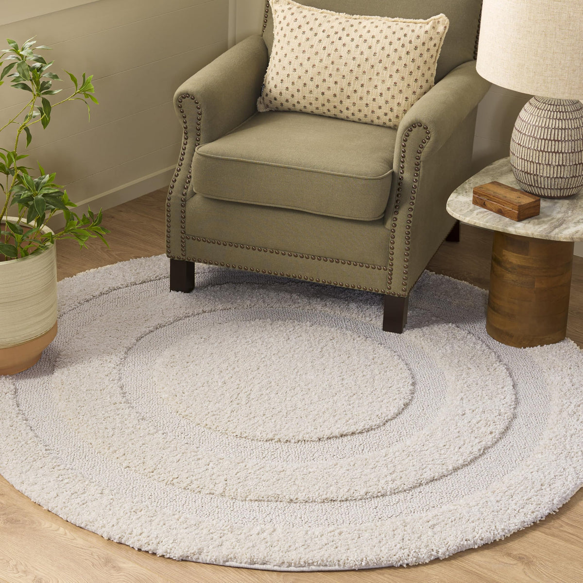 SAFAVIEH Florida Shag Rug 8'x10', Soft Plush Modern Cream SG454-1111