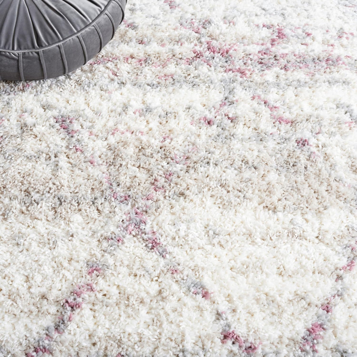 SAFAVIEH Area Rug 8x10 - Fontana Shag Collection - Large - Pink & Ivory, Modern Design, Non-Shedding & Easy Cleaning, Ultra Plush Thick Pile, Ideal for Living Room, Bedroom, Dining Space (FNT886U)