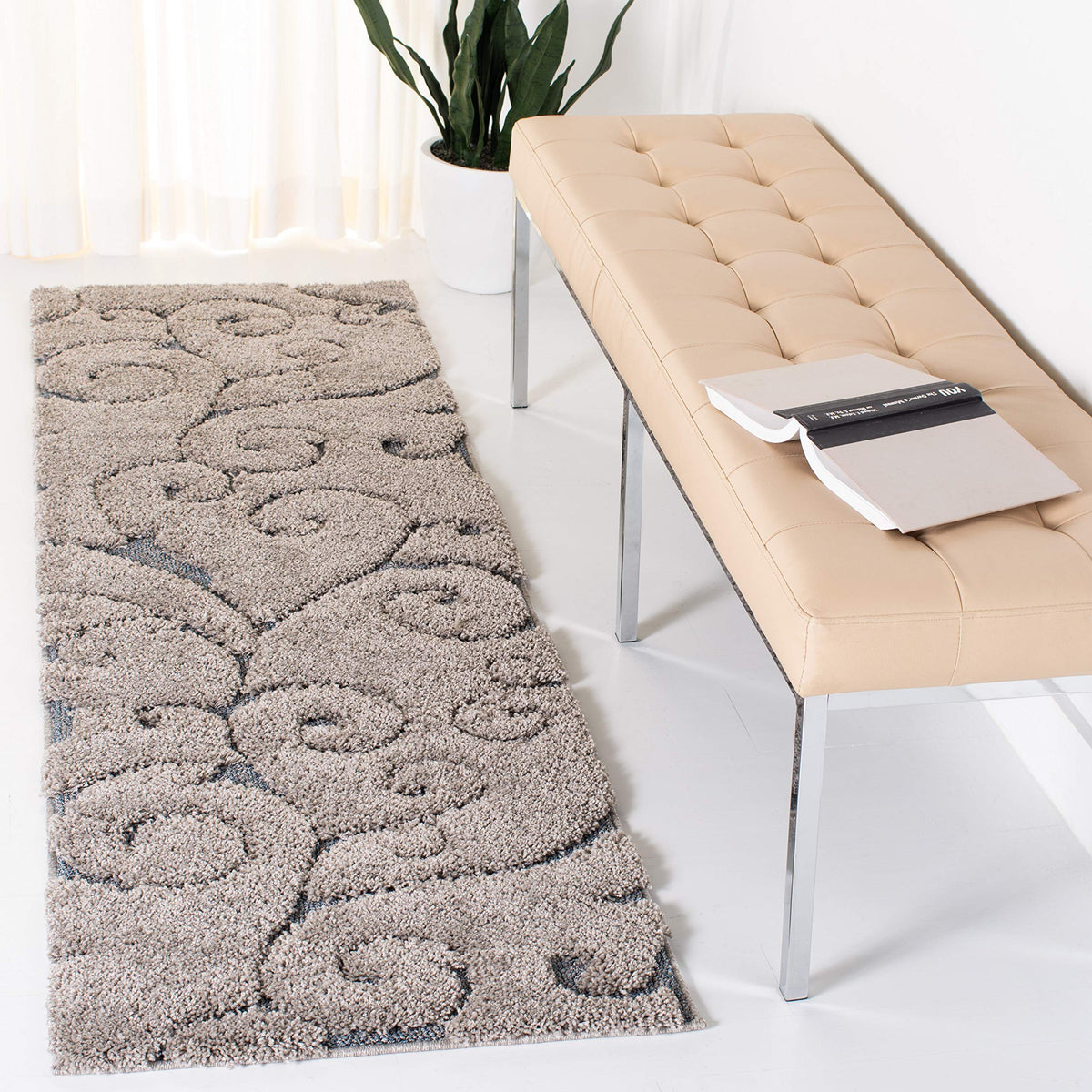 SAFAVIEH Florida Shag Rug 8'x10', Soft Plush Cream & Beige SG455-1113