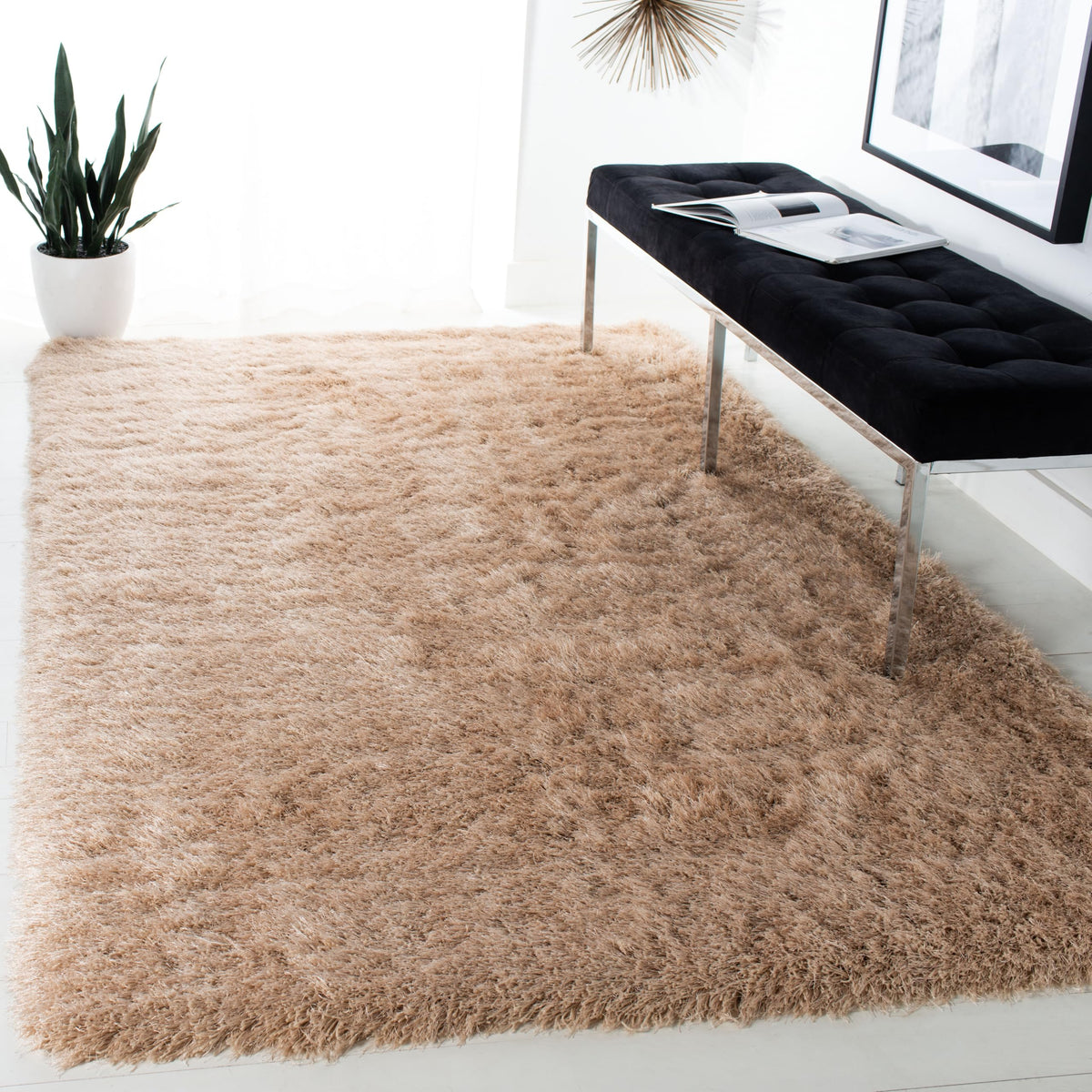 SAFAVIEH Venice Shag Collection Area Rug - 7'6" x 9'6", Pearl, Handmade Glam, 3-inch Thick Ideal for High Traffic Areas in Living Room, Bedroom (SG256P)