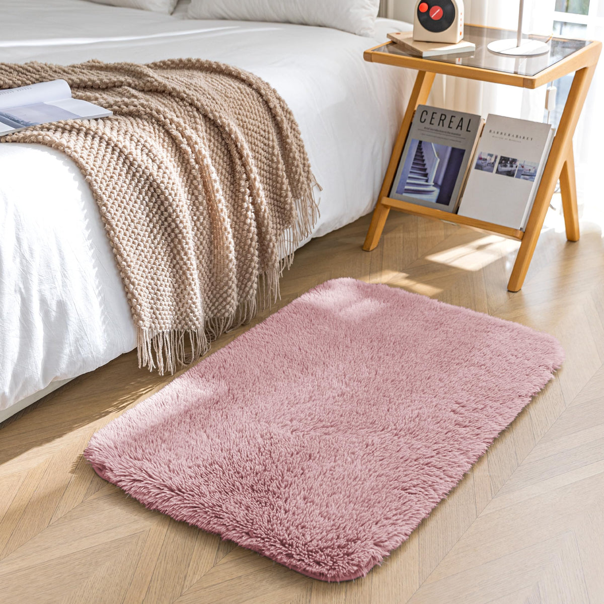 Amazon Basics Fluffy Washable Area Rug, Shaggy Carpet for Living Room, Bedroom, 5' W × 7' L, Pink