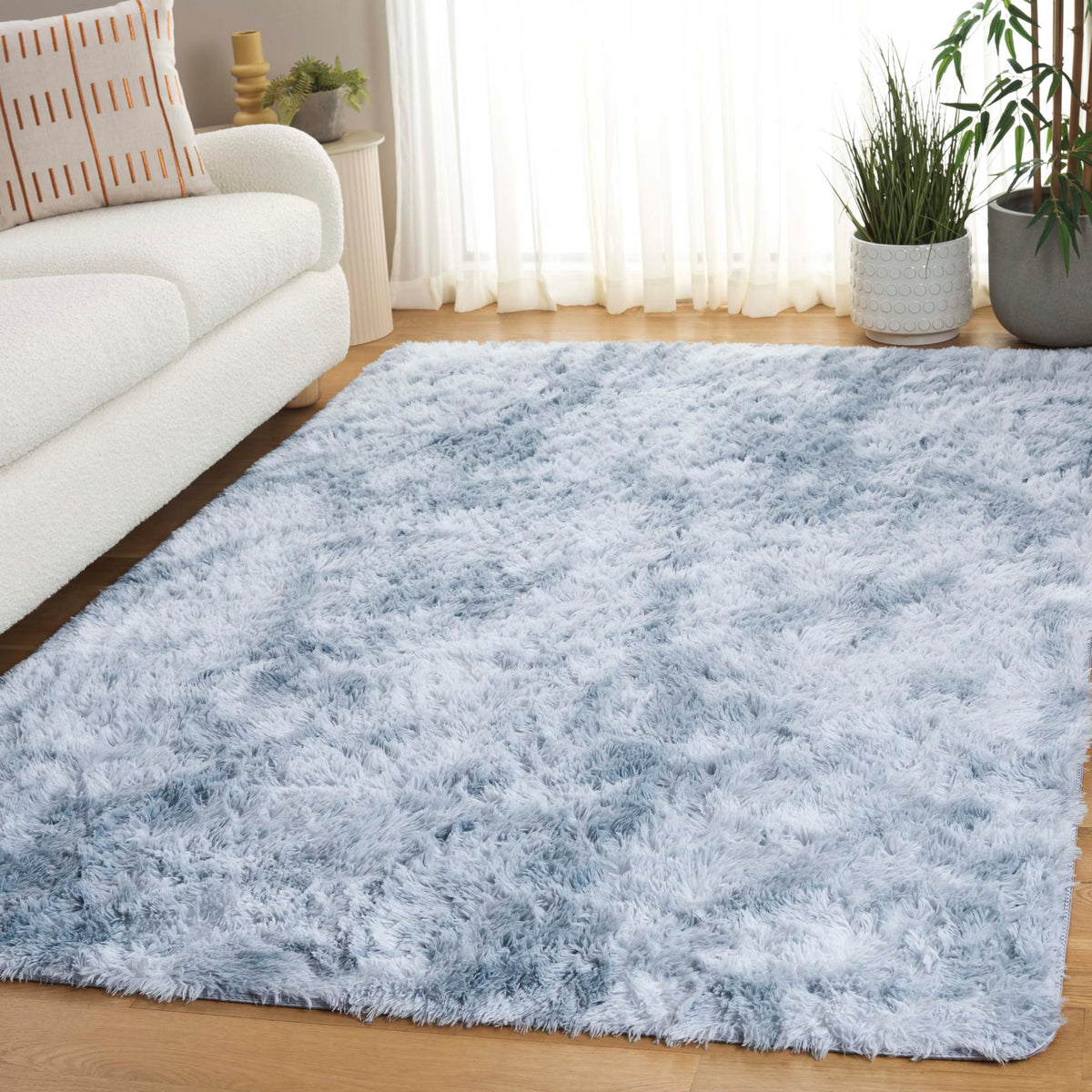 SAFAVIEH Rainbow Shag Collection Area Rug - 8' x 10', Light Beige, Slip Resistant, Non-Shedding & Easy Care, 1.6-inch Thick, Ideal for Living Room, Bedroom, Home Office, Dining Space (RBO100A-8)
