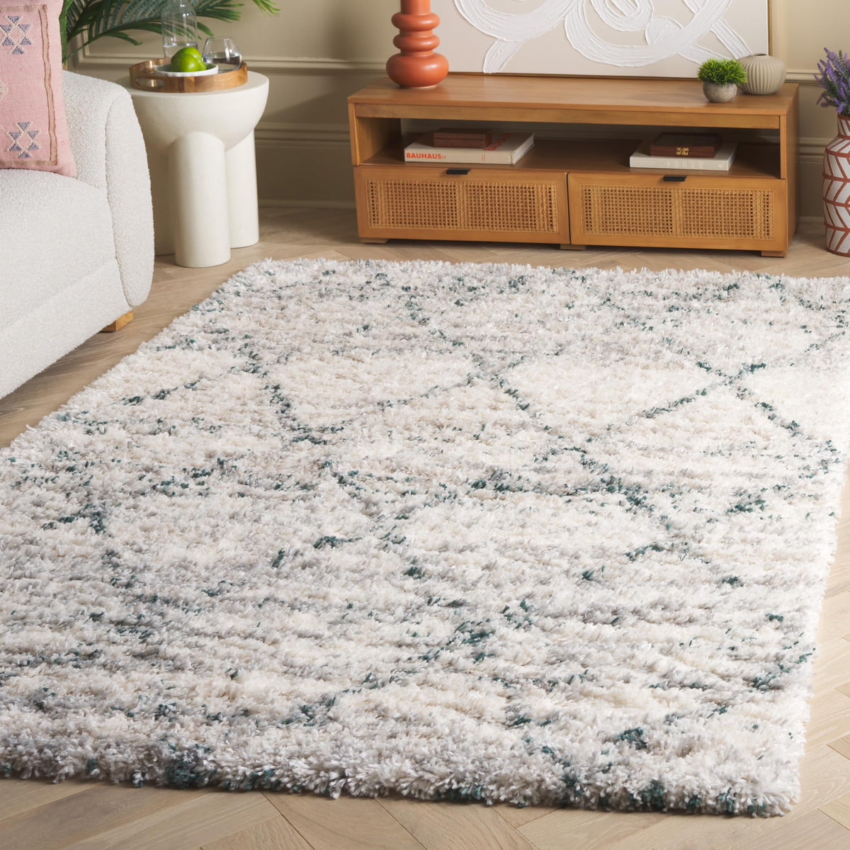 SAFAVIEH Area Rug 8x10 - Fontana Shag Collection - Large - Pink & Ivory, Modern Design, Non-Shedding & Easy Cleaning, Ultra Plush Thick Pile, Ideal for Living Room, Bedroom, Dining Space (FNT886U)