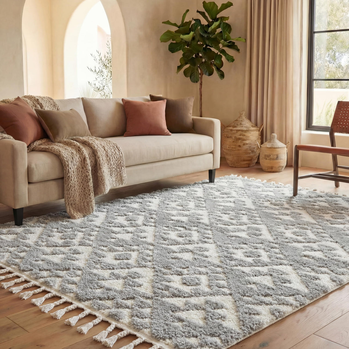 SAFAVIEH Moroccan Tassel Shag Rug 5'3"x7'6", Ivory & Brick Rust MTS688P
