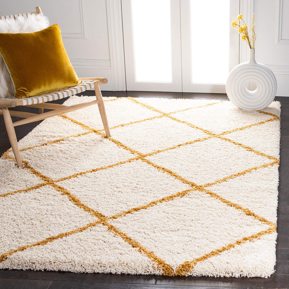 SAFAVIEH Hudson Shag Rug 8'x10', Soft Plush Moroccan Ivory & Beige SGH281D