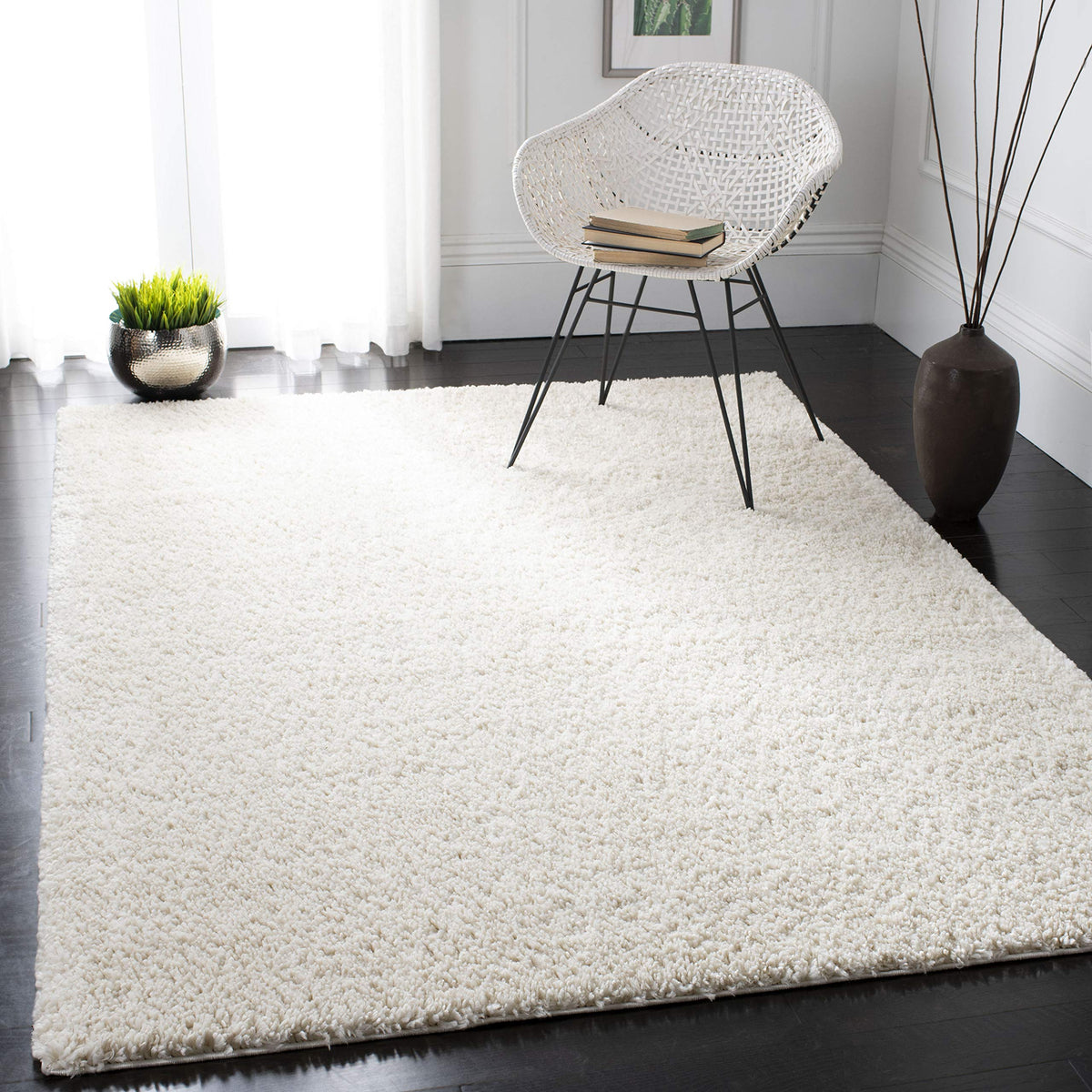 SAFAVIEH August Shag Rug 8'x10', Soft Plush Modern Ivory AUG900C