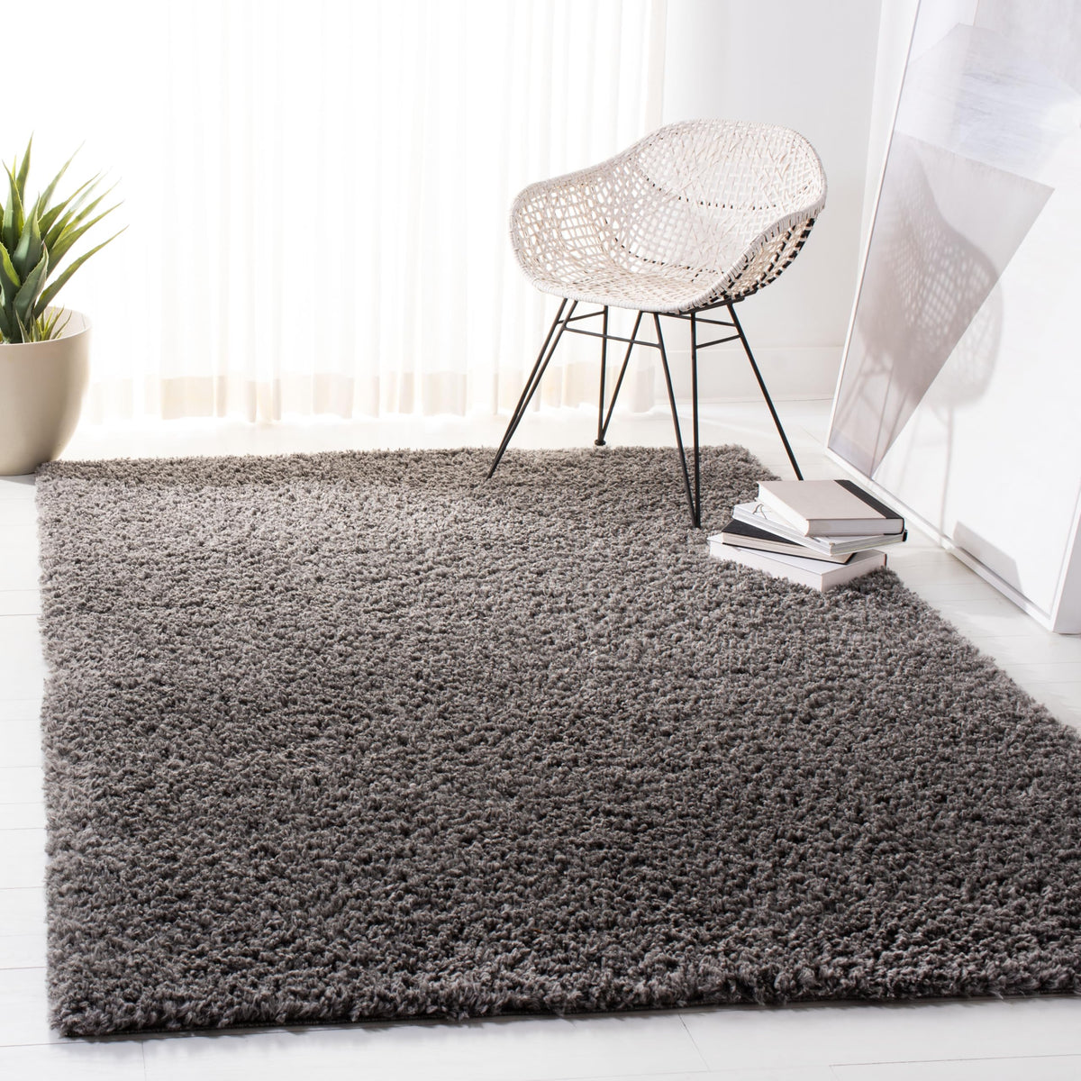 SAFAVIEH August Shag Rug 5'3"x7'6", Soft Plush Modern Ivory AUG200C