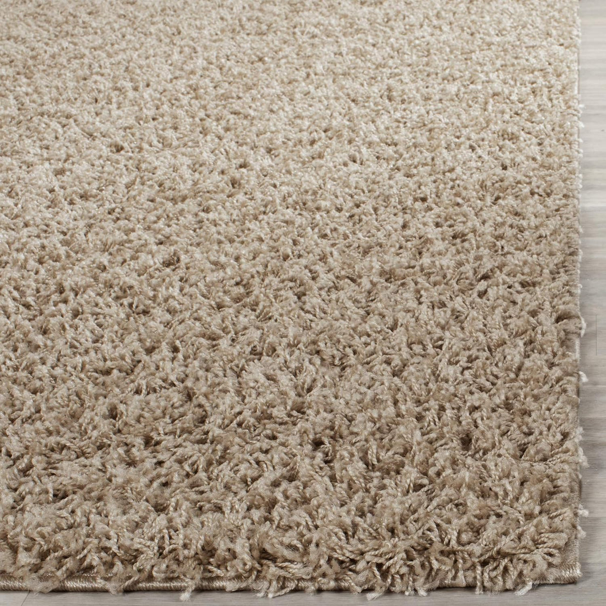 SAFAVIEH Area Rug 8x10 - Athens Shag Collection - Large - Beige, Non-Shedding & Easy to Clean, Ideal for Living Room, Bedroom, Dining Space (SGA119G)