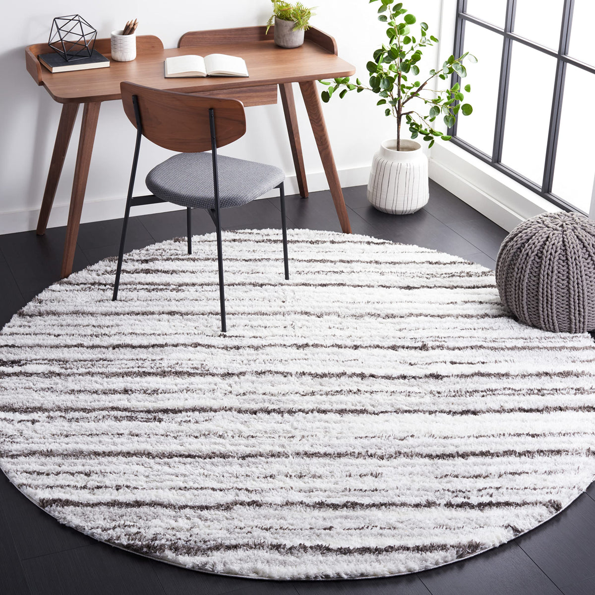 SAFAVIEH Area Rug 8x10 - Berber Shag Collection - Large - Blue Rust & Ivory, Modern Stripe Design, Non-Shedding & Easy Cleaning, Plush Thick Pile, Ideal for Living Room, Bedroom, Dining (BER565A)