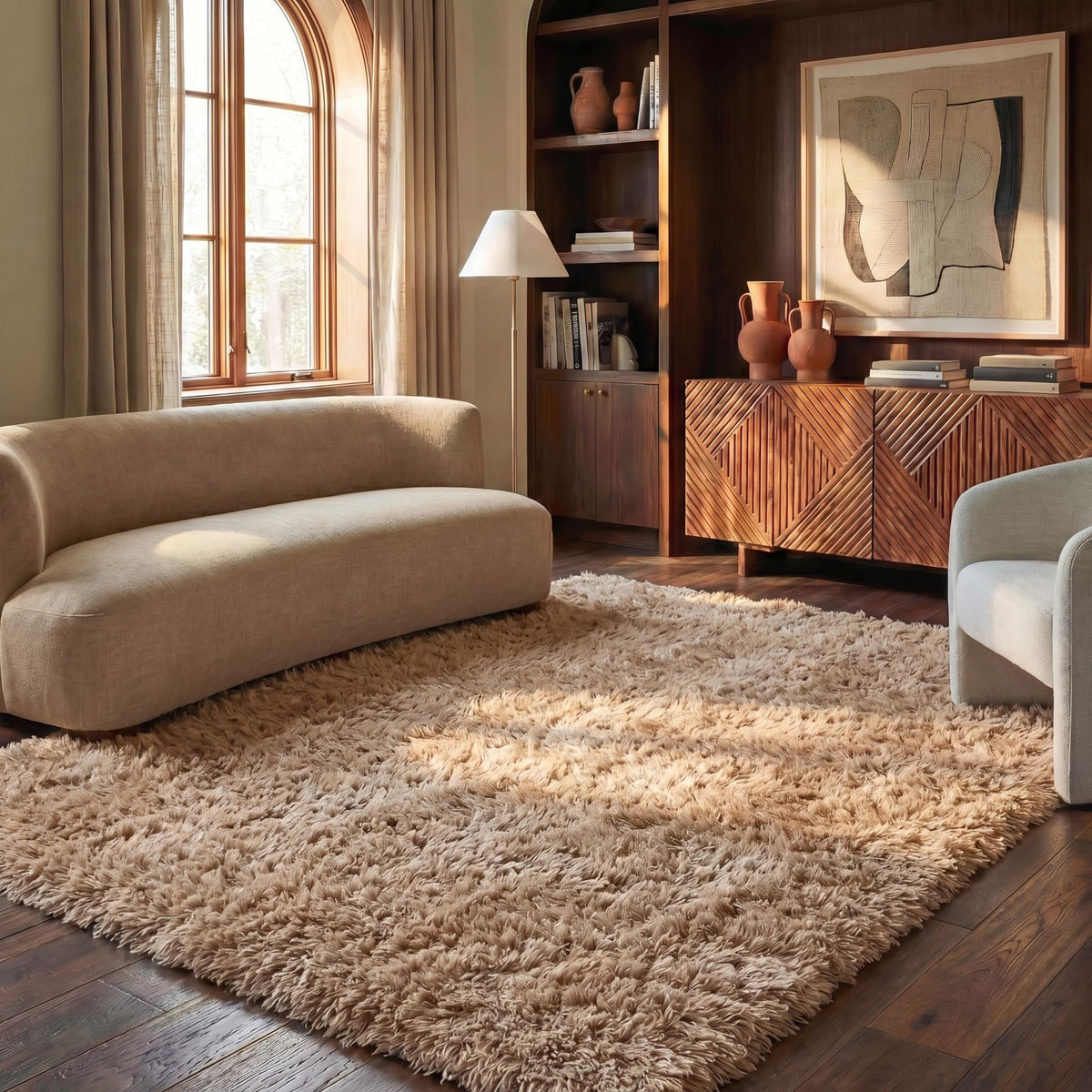 SAFAVIEH Venice Shag Collection Area Rug - 7'6" x 9'6", Pearl, Handmade Glam, 3-inch Thick Ideal for High Traffic Areas in Living Room, Bedroom (SG256P)