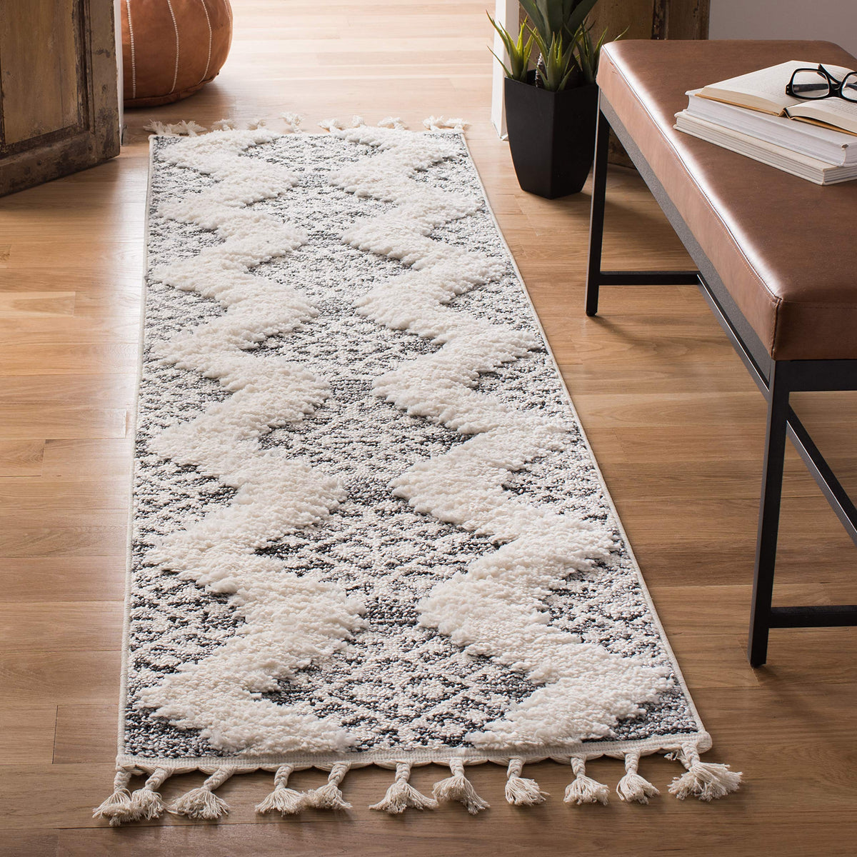 SAFAVIEH Moroccan Tassel Shag Rug 10'x14', Soft Plush Ivory & Brown MTS652A